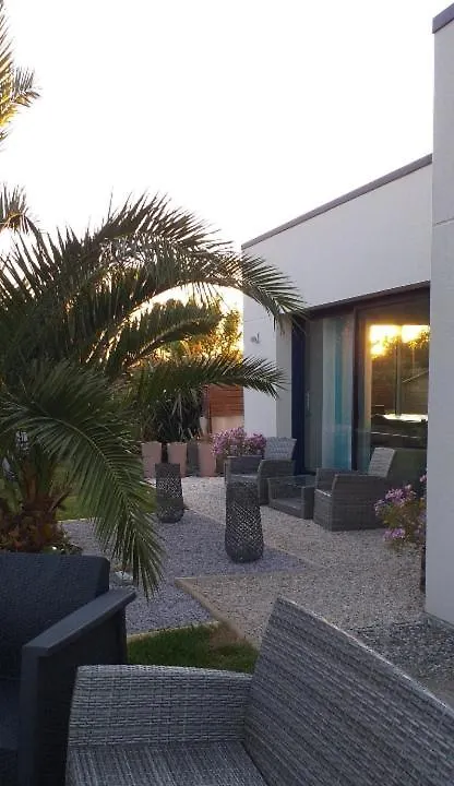Tikleuziou Bed & Breakfast Lanildut