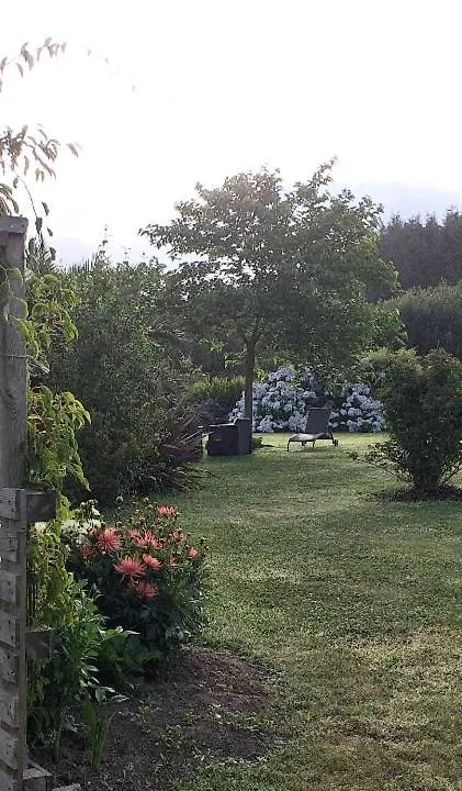 Tikleuziou Bed & Breakfast Lanildut